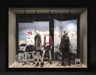 现代产品橱窗展示