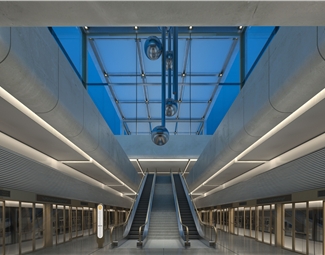 现代商场扶手电梯