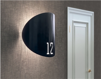 现代弧形标识牌