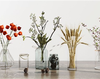现代玻璃花瓶花卉组合