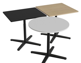 现代木质桌子